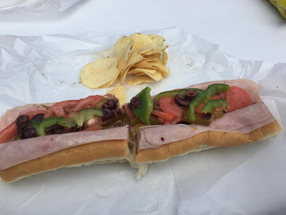 Amato’s original. YUM! https://t.co/n3GKWYyy8M