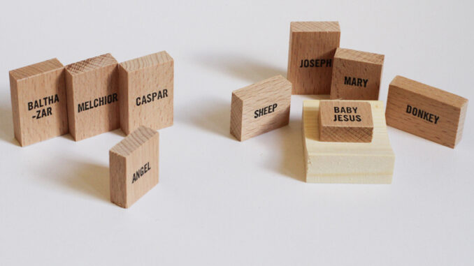 Minimal-Nativity-Set-by-Emelie-Voirin_dezeen_ban1 Minimalist Nativity